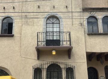 Casa de 4 habitaciones, Gustavo A. Madero · ¡Excelente Oportunidad de Inversión! Casa con Uso Ideal Para Consultorios o Oficinas Cerca de Insurg