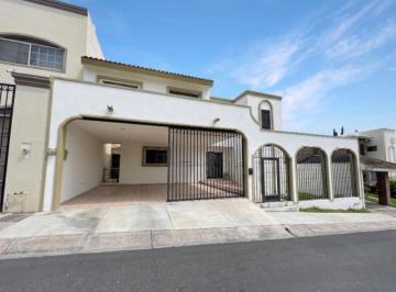Foto 1 · Casa en Renta en Pedregal del Contry Guadalupe Nuevo Leon Zona Sur