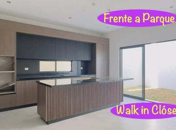 d5f58926bf3e10ef614e6da393a5d8dce00bfd2357fb58f894ce775ca7247976 · Casa en Venta en Santiago, Nl con 3 Recámaras (Una con Walk in Closet)