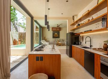 Villa · 273m² · 3 Recámaras · 2 Estacionamientos · En Venta | Eco - Comunidad, Villa con Alberca Privada y Jardin