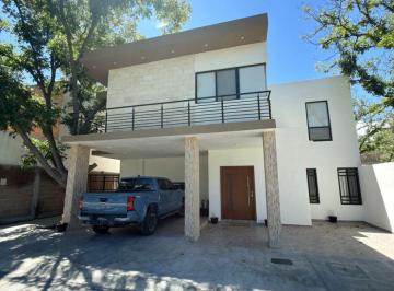 Casa de 3 habitaciones, Arteaga · Casa en San Eduardo, Arteaga Coah.