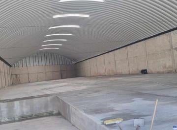Bodega comercial · 1750m² · 4 Estacionamientos · Venta o Renta de Bodega en Cancún