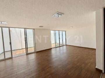Casa · 224m² · 3 Recámaras · 4 Estacionamientos · Espaciosa Casa en San Pedro de Los Pinos, Solárium y Hasta 6 Estacionamentos