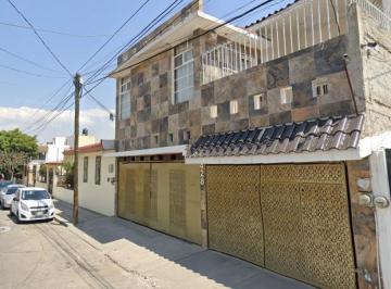 Casa de 4 habitaciones, León · Venta de Casa en Leon de Los Aldama Guanajuato
