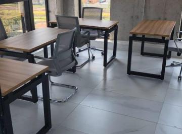 Oficina , Guadalajara · Oficina en Union Para 6 Personas Amplia, Amueblada, Todo Incluido.