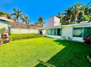 Casa de 4 habitaciones, Cuernavaca · Casa en Venta o Renta en Vista Hermosa