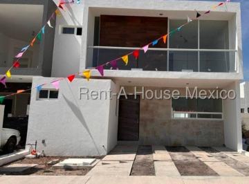 Casa de 3 habitaciones, El Marqués · Renta Casa 3 Habitaciones con Estudio Zen Life II