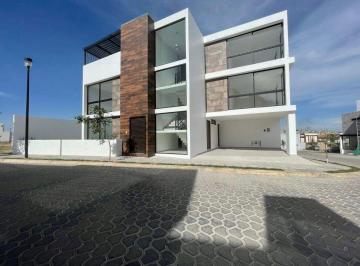 Casa de 4 habitaciones, San Andrés Cholula · Hermosa Casa en Esquina en Renta, Lomas de Angelópolis 3, Parque Aguascalientes