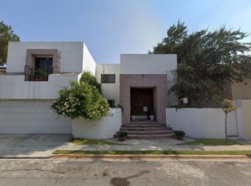 Casa de 4 habitaciones, San Pedro Garza García · Venta de Casa en Nuevo Leon Col Fuentes del Valle