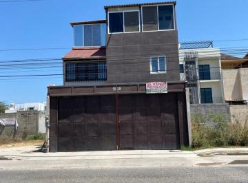 Edificio , Puerto Vallarta · Edificio Comercial en Venta en Puerto Vallarta con Casa Habitación