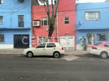 Casa · 222m² · 3 Recámaras · 2 Estacionamientos · Casa en Venta, Paulino Navarro, Cuauhtémoc, Cdmx