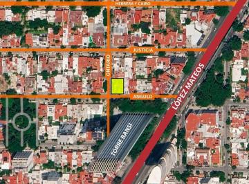 Casa de 15 habitaciones, Guadalajara · Casa Comercial en Venta en Ladron de Guevara, Guadalajara
