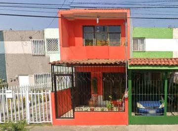 Casa de 3 habitaciones, Guadalajara · Gran Oportunidad de Inversion Para Habitar o Vender con Entrega de 4 Meses Admg 25