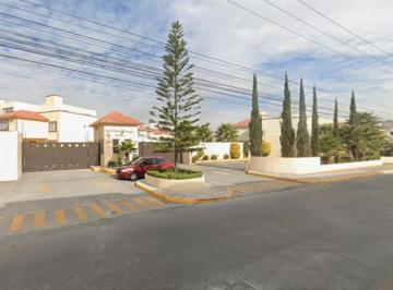 Casa de 3 habitaciones, Metepec · Disfruta de Esta Hermosa Casa en Manuel J. Cloutier Norte 1001, Metepec, Edomex.
