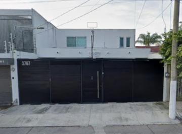 Casa de 3 habitaciones, Zapopan · Casa de 200 m² con 3 Recámaras en Venta en La Calma