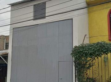 dc5129af9cbdaef79a336cd7d570548d6dd406eb00f22860569d8cf02b40f81e · Bodega en Renta a Dos Cuadras de Av Colon