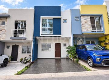Casa · 100m² · 2 Recámaras · 2 Estacionamientos · Casa en Venta, Col, La Floresta, Tlaquepaque Jalisco