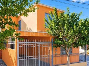 Casa · 126m² · 3 Recámaras · 1 Estacionamiento · Mineral de Santa Ana 4516,real de Minas, Chihuahua, Chih.