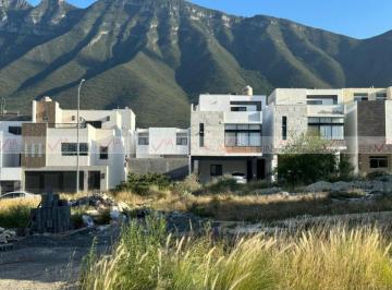 Terreno / Lote · 152m² · Terreno / Lote en Venta en Santoral