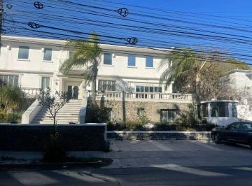 Casa de 1 habitación, Monterrey · Casa con Uso de Suelo en Venta, Obispado