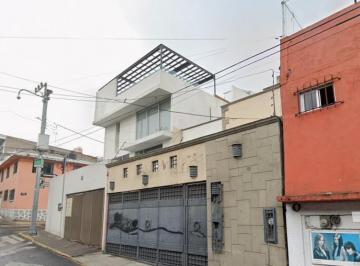 Casa de 4 habitaciones, La Magdalena Contreras · Venta de Casa en Colonia San Jeronimo Aculco en Ciudad de México