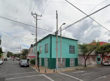 Casa de 4 habitaciones, Venustiano Carranza · Venta de Casa en Colonia Valentín Gomez Farias en Ciudad de México