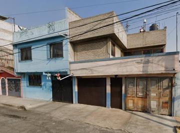 Casa de 4 habitaciones, Ecatepec de Morelos · Casa en Valle de Aragón 3ra Sección, Ecatepec de Morelos