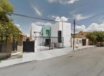 Casa de 3 habitaciones, Juárez · Venta de Casa en Chihuahua de Juarez Cololimpica