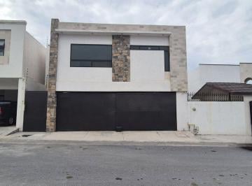 Casa de 3 habitaciones, Saltillo · Casa en Venta en Fraccionamiento La Escondida