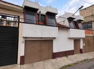 Casa de 3 habitaciones, Coyoacán · Casa en Venta en Pedregal de Santo Domingo
