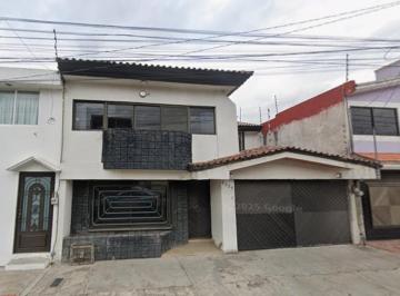 Casa de 4 habitaciones, Puebla · Venta de Casa en Puebla de Zaragoza de La Colonia Jardines de San Manuel
