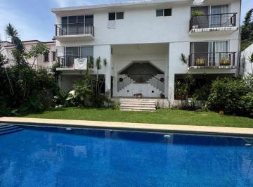 Casa de 3 habitaciones, Cuernavaca · Casa en Renta en Las Palmas
