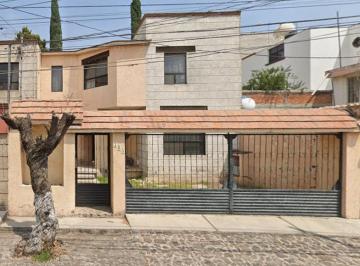 Casa de 4 habitaciones, Corregidora · Hermosa Casa en Venta en Tejada, El Pueblito, Qro.