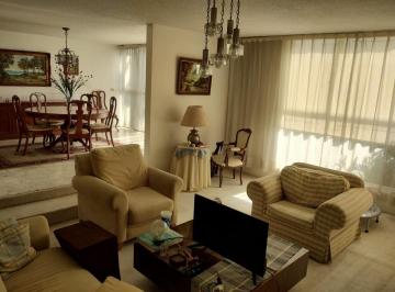 Casa de 3 habitaciones, Huixquilucan · Casa en Venta en Tecamachalco Súper Ubicación