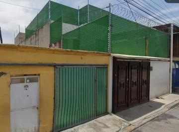 1 · "Casa en Venta en Ramos Millán: ¡A Pasos de Viaducto y Foro Sol!" Vc