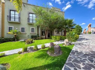 Casa de 5 habitaciones, San Miguel de Allende · Casa de 376 m² con 5 Recámaras en Venta en La Lejona