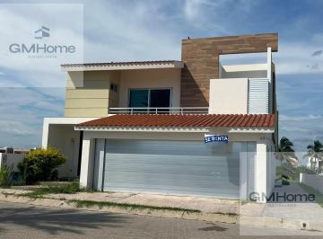 Casa · 475m² · 6 Recámaras · 2 Estacionamientos · Casa en Renta en Marina Campo de Golf