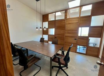 Oficina · 36m² · 1 Estacionamiento · Oficina Equipada en Humana Workcenter, Playa del Carmen