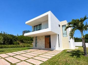 Casa · 180m² · 3 Recámaras · Casa en Fraccionamiento Velamar