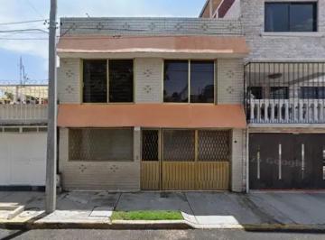 Casa en Venta de 2 habitaciones El Rosario · Venta de Casa Grande Cerrada de Osa Mayor Colonia El Rosario Alcaldia Azcapotzalco Cdmx Aarr