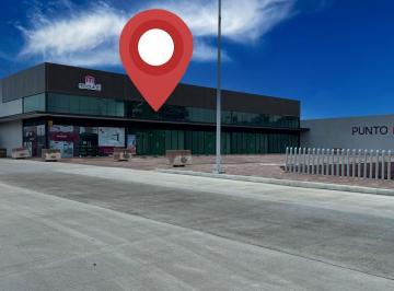 Local comercial · 112m² · 140 Estacionamientos · Local en Renta Punto Unión, León, Gto