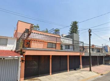 Casa de 6 habitaciones, Iztapalapa · Casa de 310 m² con 6 Recámaras en Venta en Lomas Estrella