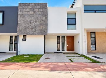 Casa en condominio de 3 habitaciones, Zapopan · Casa en Venta en Solares – Coto Fontee