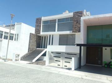 Casa de 4 habitaciones, Pachuca · Casa en Venta o Renta Mina Concepción Zona Plateada