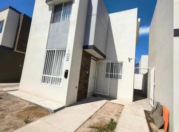 1 · Casa en Renta Amueblada en El Fraccionamiento Santa María, García, N. L.