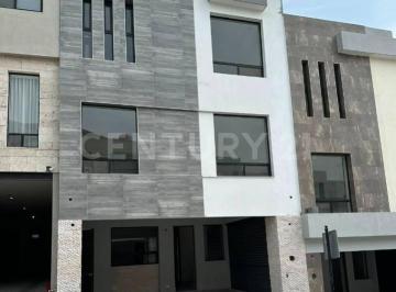 Casa · 260m² · 4 Recámaras · 2 Estacionamientos · Casa Nueva en Venta Carretera Nacional | Zona Sur de Monterrey