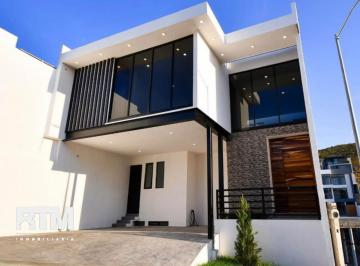 Casa · 460m² · 3 Recámaras · 2 Estacionamientos · Casa en Renta en Lomas de Chapultepec (Pedregal)