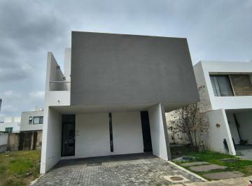 Casa de 3 habitaciones, Tlajomulco de Zúñiga · Casa Venta Arboleda Bosque Santa Anita Tlajomulco de Zuñiga