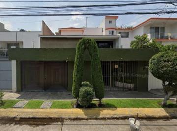 Casa de 4 habitaciones, Nezahualcóyotl · Casa de 200 m² con 4 Recámaras en Venta en Bosques de Aragón