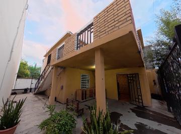 Casa de 5 habitaciones, Monterrey · Casa en Venta en Mitras Norte a Media Cuadra de Clinica 25